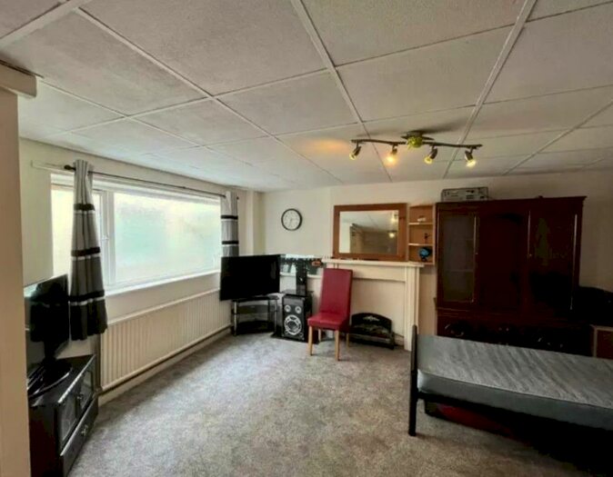 1 Bedroom Property To Rent In Infirmary Road, Blackburn, BB2