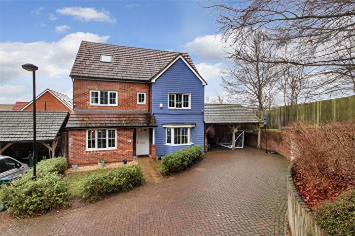 5 Bedroom Detached House For Sale In Bradbrook Drive, Longfield, Kent, DA3