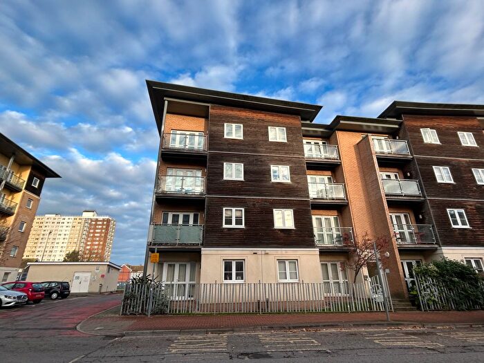 1 Bedroom Flat To Rent In Heol Staughton, Cardiff, CF10