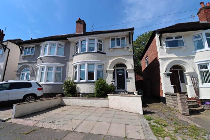 3 Bedroom Semi-Detached House For Sale In Barlow Avenue, Bebington, CH63
