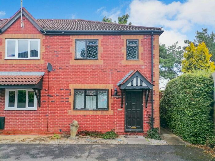 1 Bedroom End Of Terrace House For Sale In Imperial Rise, Coleshill, Birmingham, B46