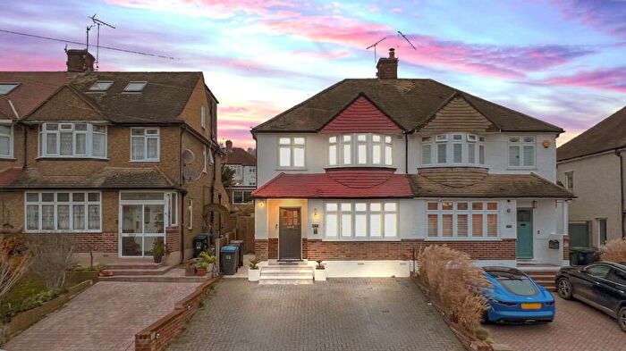 3 Bedroom Semi Detached House For Sale In Coulsdon, Surrey, CR5