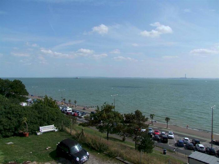 1 Bedroom Apartment To Rent In Westcliff On Sea, SS0
