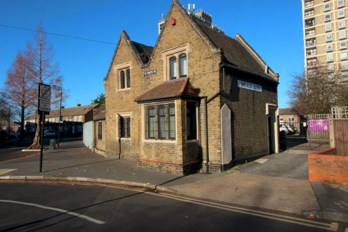 1 Bedroom Ground Flat To Rent In St. Mary's Road, London, E13