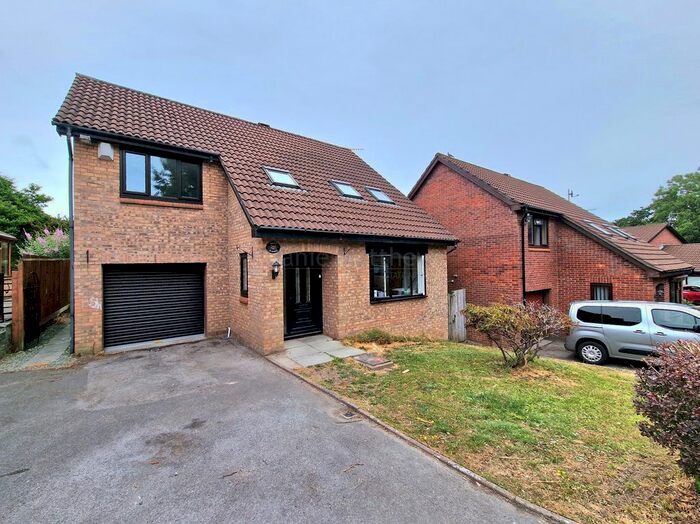 4 Bedroom Detached House To Rent In Raphael Avenue, Brackla, Bridgend County., CF31