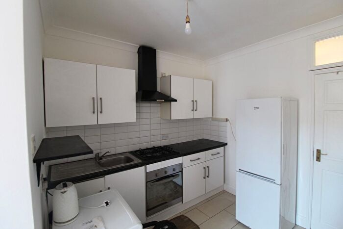 1 Bedroom Flat To Rent In Lady Margaret Road, Southall, UB1