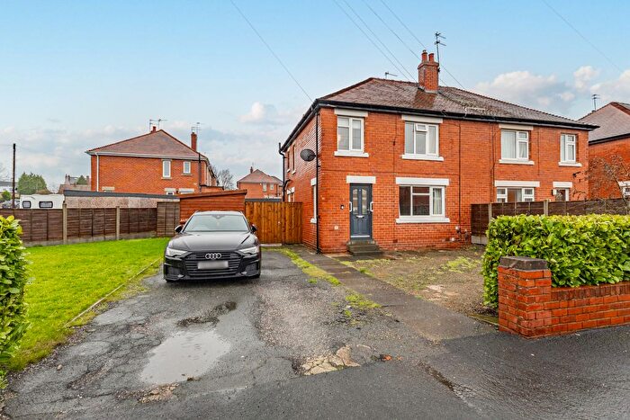 3 Bedroom Semi Detached House For Sale In Philip Garth, Outwood, WF1