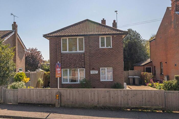 3 Bedroom Detached House For Sale In Cherry Drive, Canterbury, Kent, CT2
