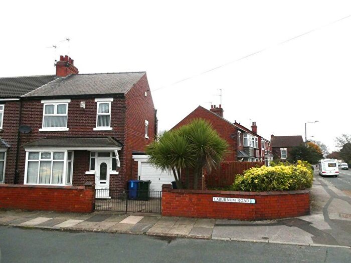 3 Bedroom Semi-Detached House To Rent In Laburnum Road, Balby, Doncaster, DN4
