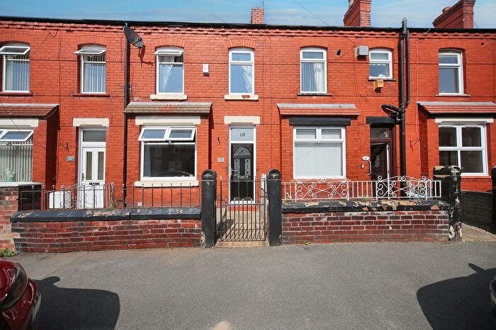 2 Bedroom Terraced House For Sale In First Avenue, Wigan, WN6