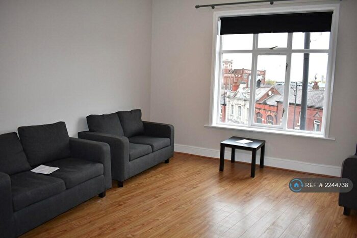 1 Bedroom Maisonette To Rent In Lower Hillgate, Stockport, SK1
