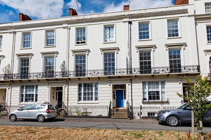 2 Bedroom Apartment For Sale In Bertie Terrace, Warwick Place, Leamington Spa, CV32