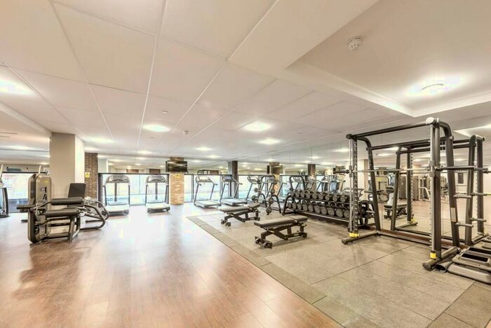 1 Bedroom Flat To Rent In Thornes House, Nine Elms, London, SW11