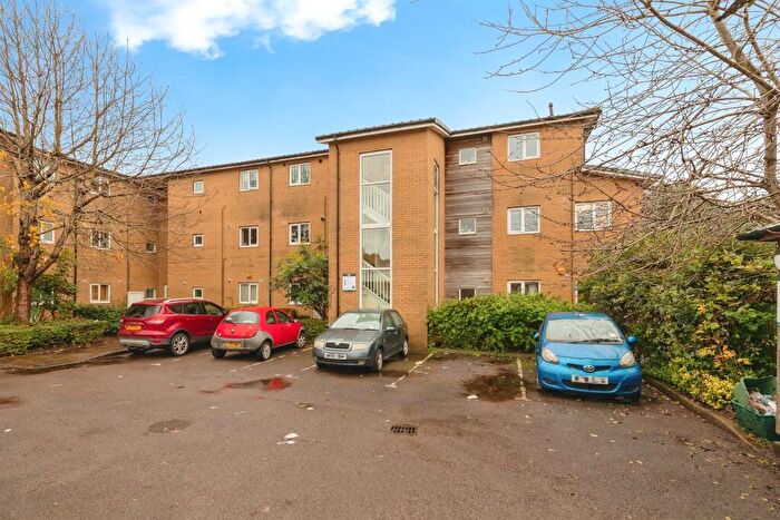 2 Bedroom Flat For Sale In Filton Avenue, Horfield, Bristol, BS7