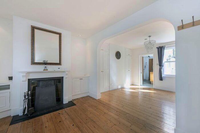 2 Bedroom Property To Rent In Kirtle Road, Chesham, HP5