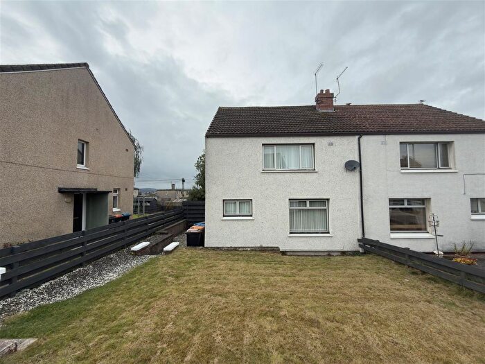 3 Bedroom Semi-Detached House For Sale In Larchfield Road, Dumfries, DG1