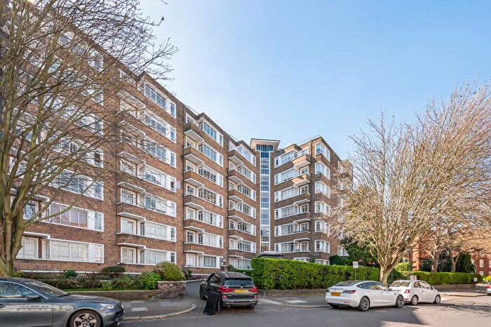 1 Bedroom Flat To Rent In Prince Albert Road, St Johns Wood, London, NW8