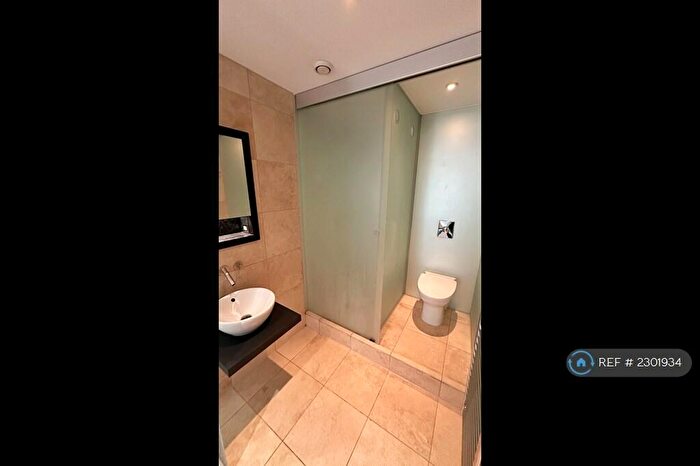 2 Bedroom Flat To Rent In Brewer Street, Manchester, M1