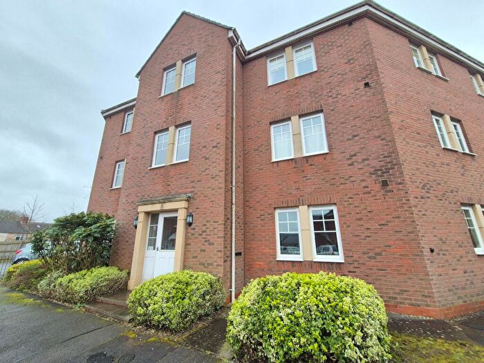 2 Bedroom Apartment For Sale In Weavers Close, Whitwick, LE67