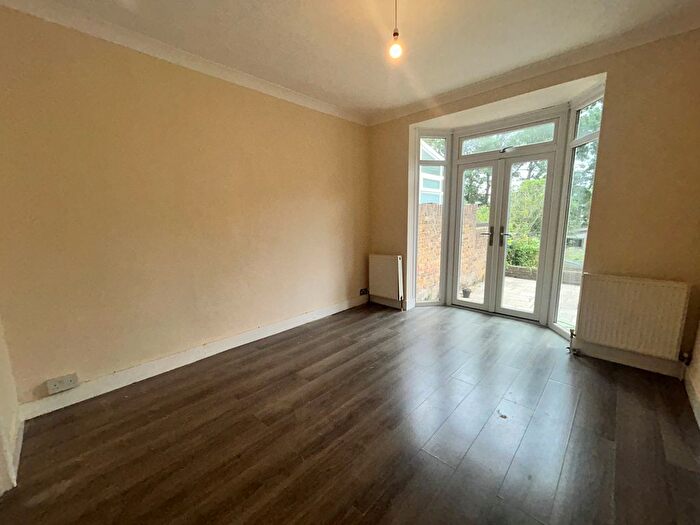 4 Bedroom Terraced House To Rent In Church Hill Road, East Barnet, EN4