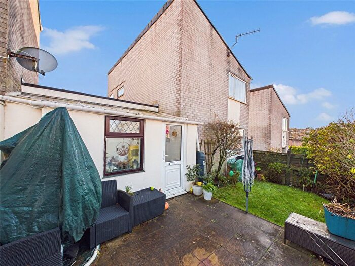 3 Bedroom Link Detached House For Sale In Harmer Close, Bodmin, Cornwall, PL31