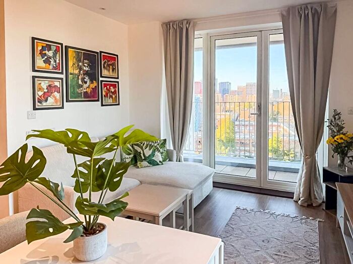 2 Bedroom Flat To Rent In Katie Court, Canning Town, London, E16