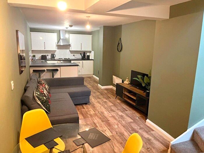 1 Bedroom Apartment To Rent In Southchurch Road, Southend-on-Sea, Essex, SS1