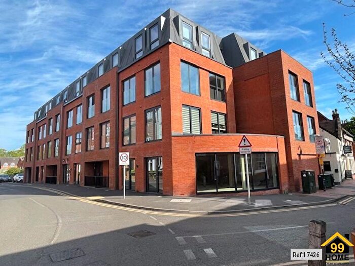 1 Bedroom Flat For Sale In Beaconsfield House, Lichfield, Staffordshire, WS13