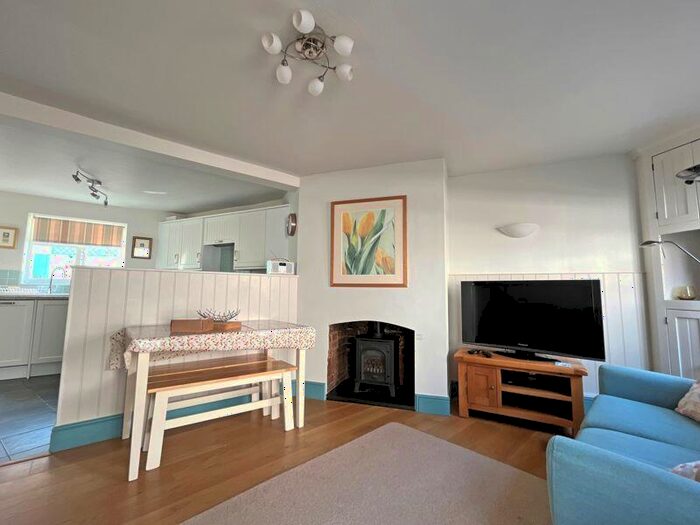 2 Bedroom Terraced House For Sale In Russell Street, Sidmouth, EX10
