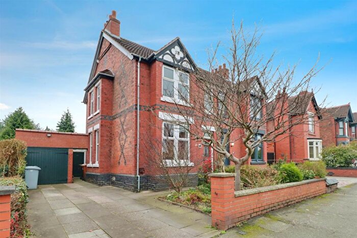 3 Bedroom Semi Detached House For Sale In Hungerford Road, Crewe, CW1