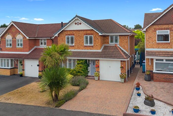 4 Bedroom Detached House For Sale In Whitewood Park, Fazakerley, Liverpool, L9