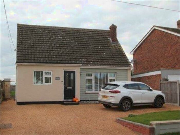 2 Bedroom Bungalow To Rent In School Road, Messing, CO5