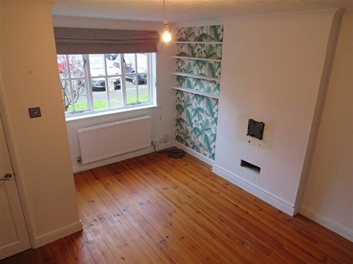 2 Bedroom House To Rent In Kenley Close, Cardiff, CF5