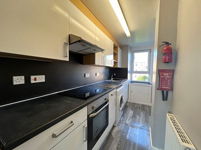 1 Bedroom Flat To Rent In Dens Road, Dundee, DD3