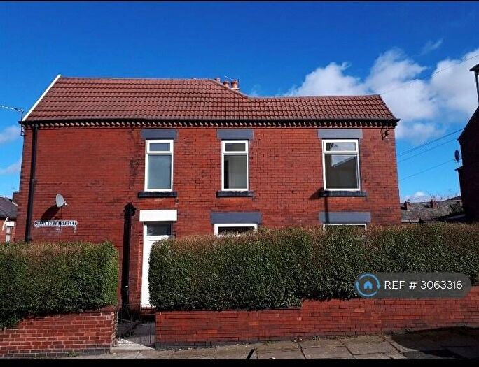 3 Bedroom End Of Terrace House To Rent In Cranworth Street, Stalybridge, SK15