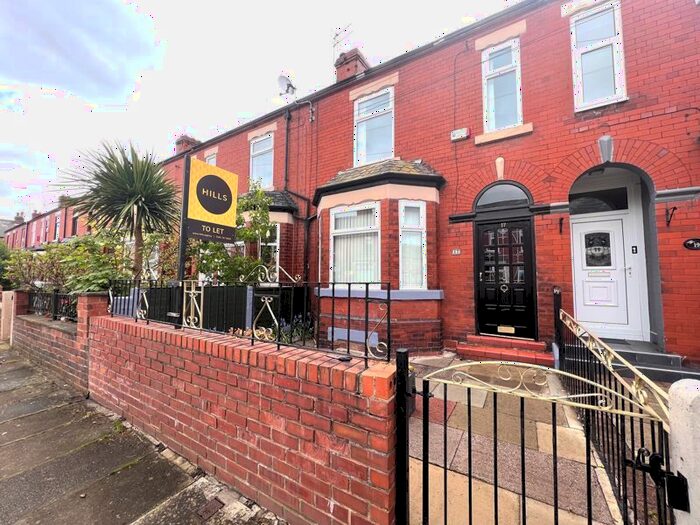 3 Bedroom Terraced House To Rent In Duffield Road, Salford, M6