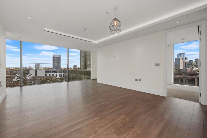 2 Bedroom Apartment For Sale In Bollinder Place, Carrara Tower, EC1V