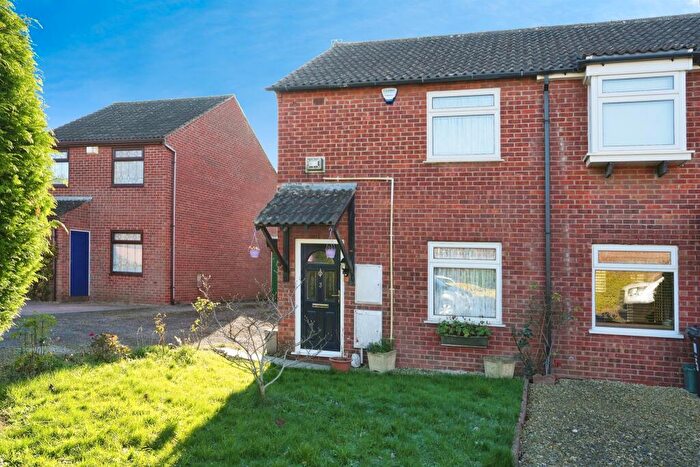 2 Bedroom End Of Terrace House For Sale In Buckingham Drive, Stoke Gifford, Bristol, BS34