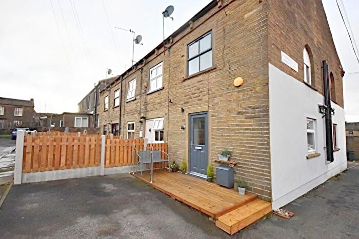 1 Bedroom End Of Terrace House For Sale In Brunswick Street, Queensbury, Bradford, BD13