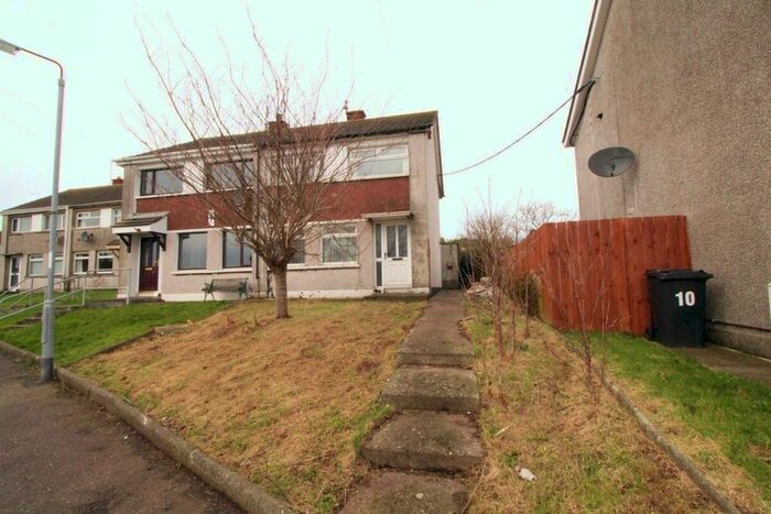 3 Bedroom Semi-Detached House For Sale In Copeland Avenue, Millisle BT22