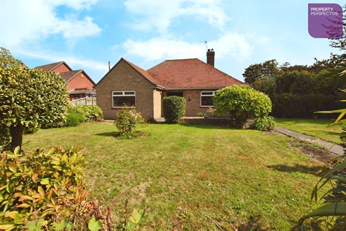 3 Bedroom Detached Bungalow For Sale In Church Gate, Whaplode, PE12