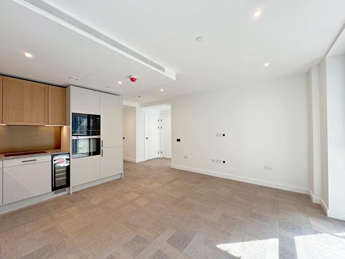 1 Bedroom Flat To Rent In Merino Gardens, Wapping, E1W