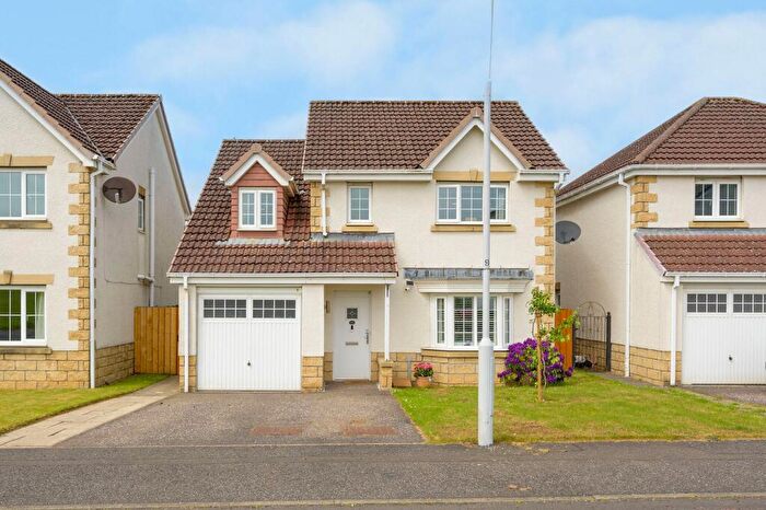 4 Bedroom Detached House For Sale In Brambling Road, Dunfermline, KY11