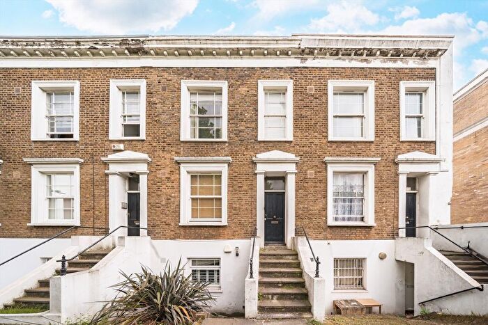 2 Bedroom Flat For Sale In Clapham Park Road, Clapham, SW4