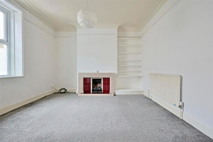 3 Bedroom Terraced House To Rent In Bowsden Terrace, South Gosforth, Newcastle Upon Tyne, NE3