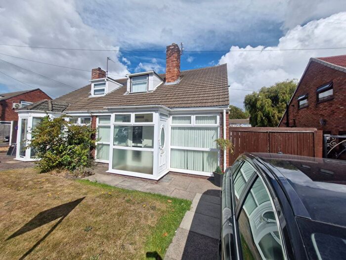 3 Bedroom Semi-Detached House For Sale In Deyes End, Maghull, L31