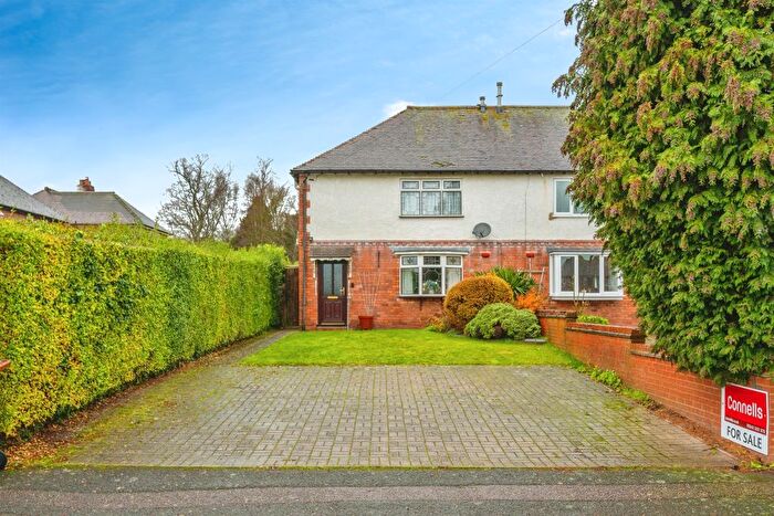 3 Bedroom Semi Detached House For Sale In Christ Church Gardens, Lichfield, WS13
