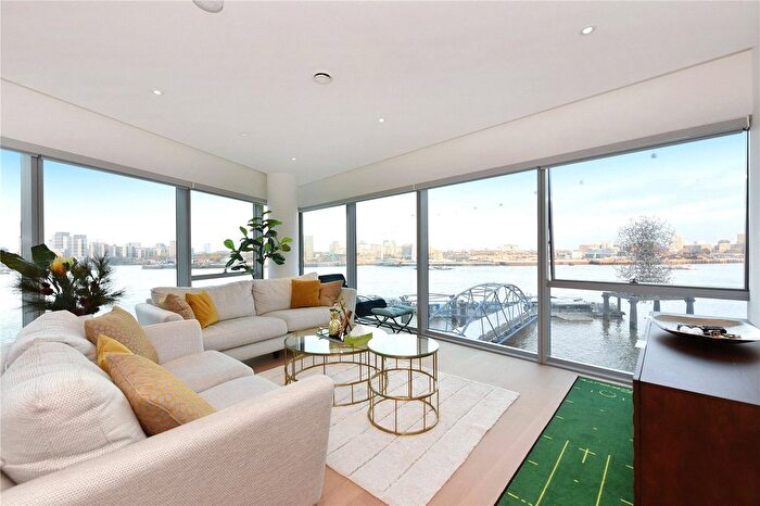 3 Bedroom Flat For Sale In Cutter Lane, Greenwich, London, SE10