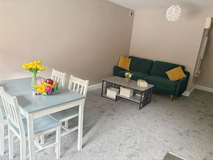 1 Bedroom Flat To Rent In Villa Road, Luton, Bedfordshire, LU2