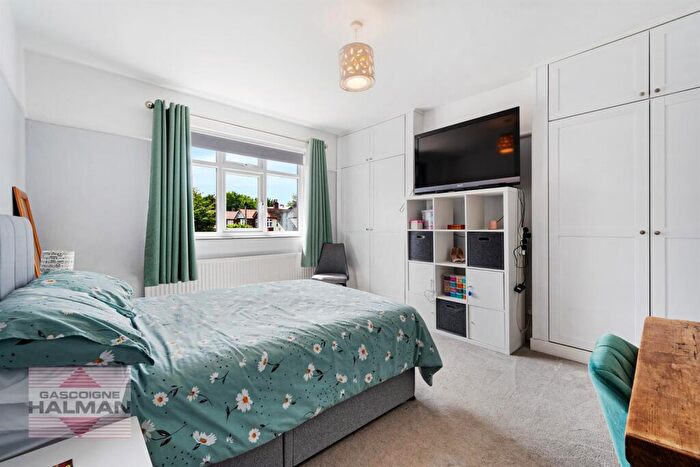 4 Bedroom Semi-Detached House For Sale In Stanneylands Road, Wilmslow, SK9